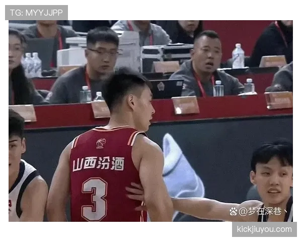 三步说清掩护犯规怎么判定，从此场上不犯规